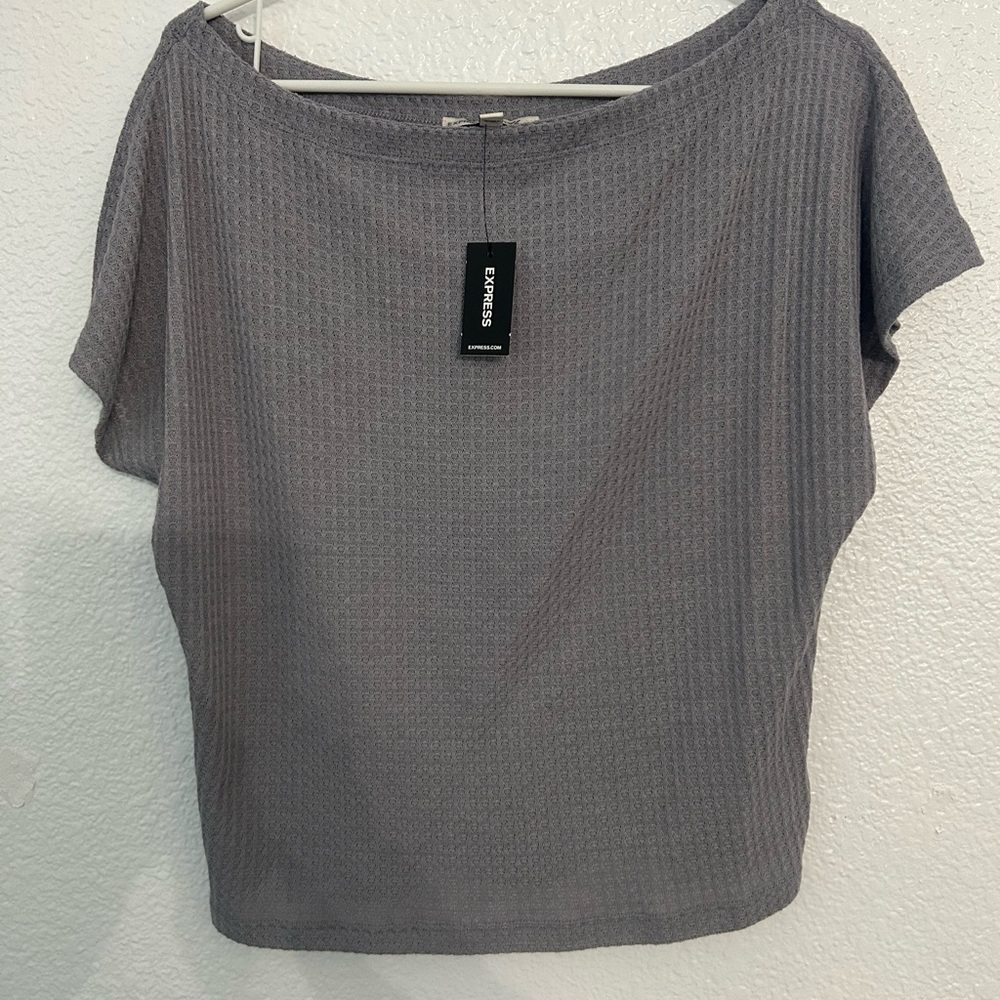 Short sleeve wide neck/off shoulder top